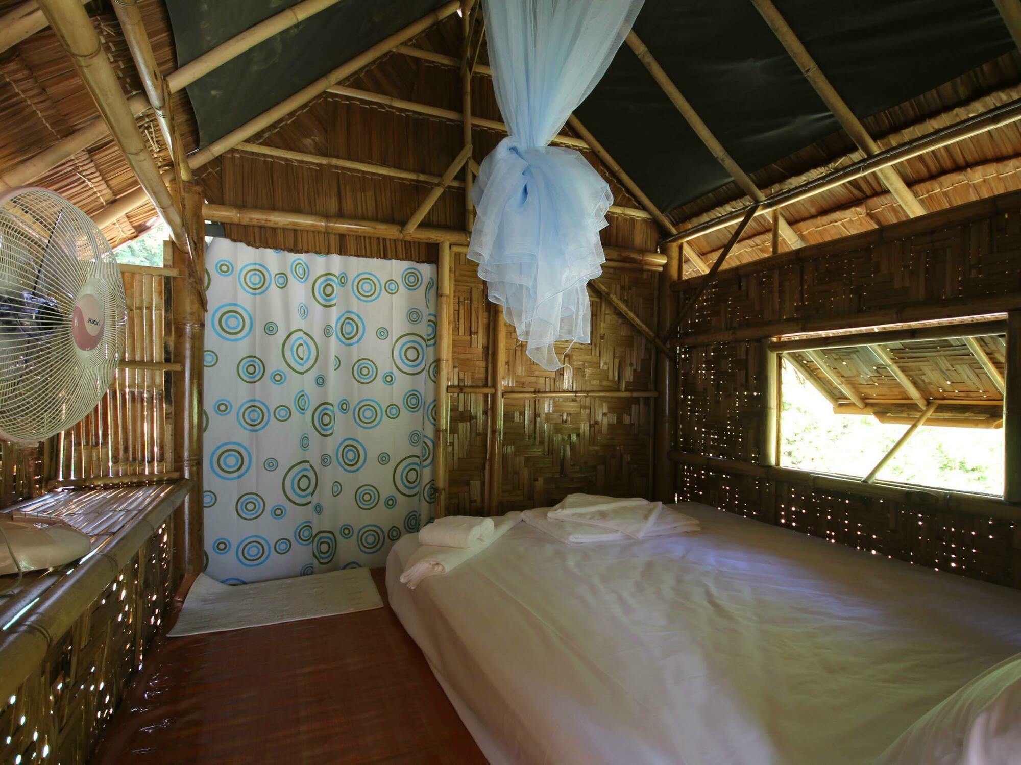 Phuhaya Bamboo Bungalows Ko Lanta Εξωτερικό φωτογραφία